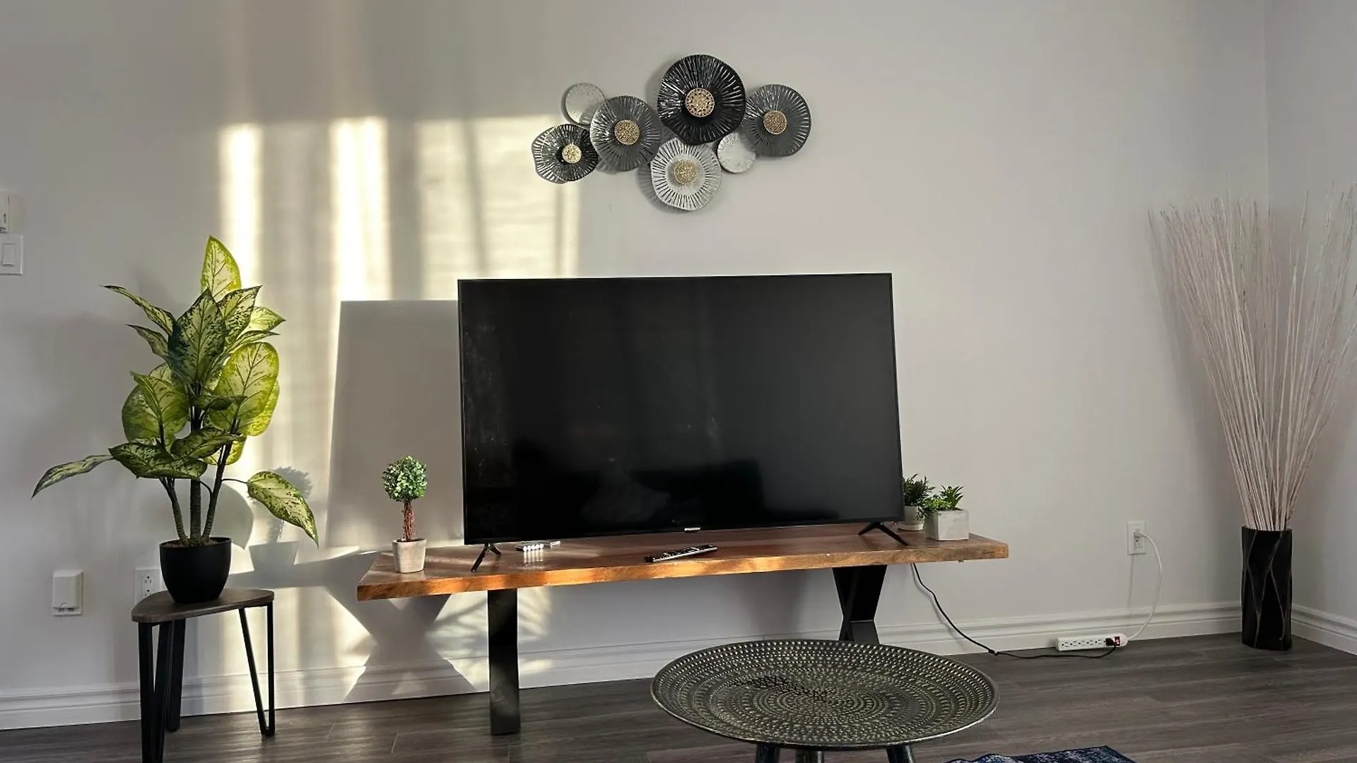 The FIVE Apartment Montreal