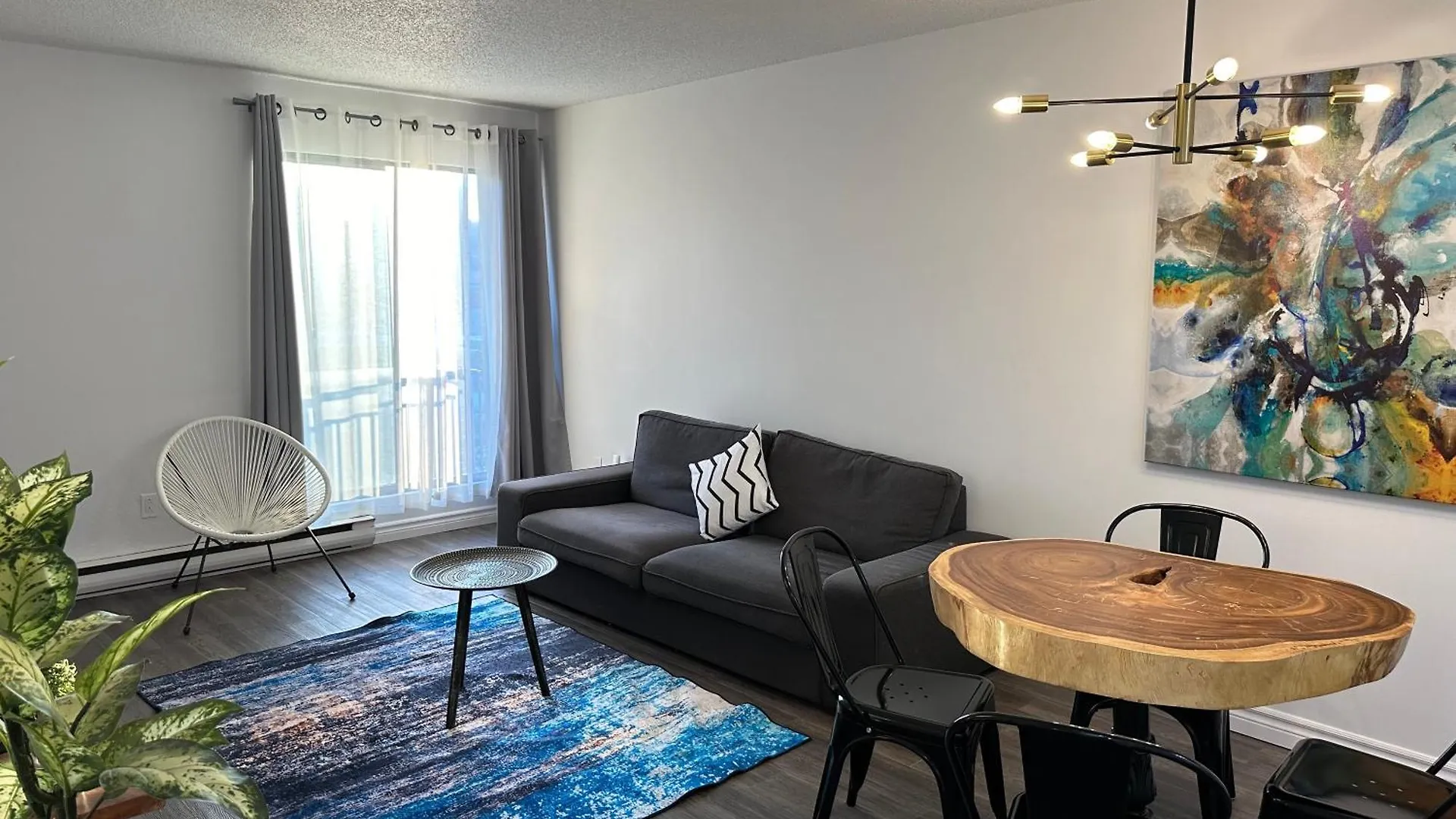 The FIVE Apartment Montreal Canada